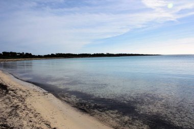 Ada manzarası, sahil, güzel sahil kıyısı, Balear Adaları, Mallorca, İspanya, Akdeniz.