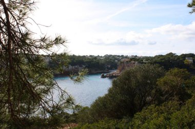 Ada manzarası, sahil, güzel sahil kıyısı, Balear Adaları, Mallorca, İspanya, Akdeniz.