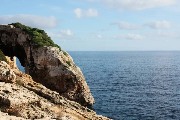 Острівець Пляж Прекрасне Узбережжя Затоки Балеарські Острови Мальорка Іспанія Середземне — стокове фото