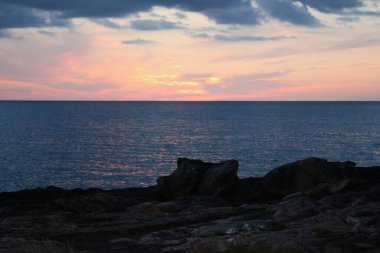 Ada manzarası, sahil, güzel sahil kıyısı, Balear Adaları, Mallorca, İspanya, Akdeniz.