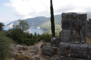 Efsanevi okul ve antik şair Homer 'ın (yazar Odysea, Illiada) Ithaca adasındaki evi.
