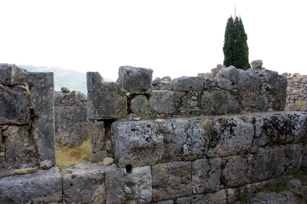 Efsanevi okul ve antik şair Homer 'ın (yazar Odysea, Illiada) Ithaca adasındaki evi.