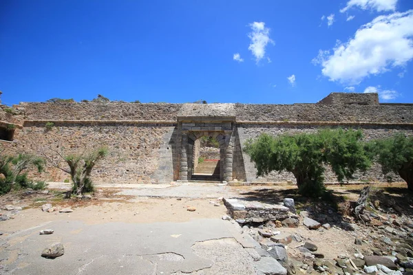 Εγκαταλελειμμένο Παλιό Φρούριο Και Πρώην Αποικία Λεπρών Νησί Σπιναλόγκα Κρήτη — Φωτογραφία Αρχείου