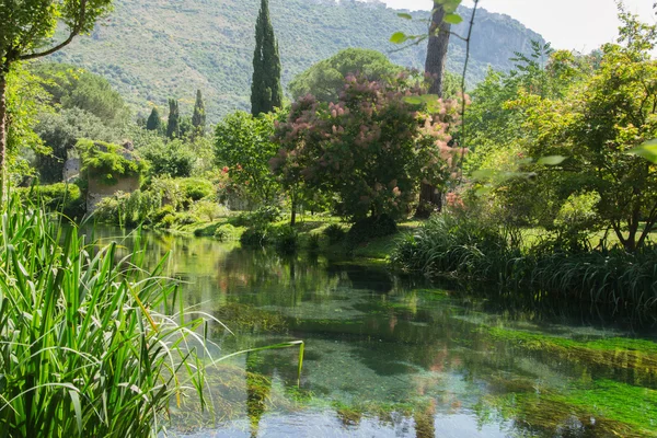 Roma eyaleti bahçe perisi