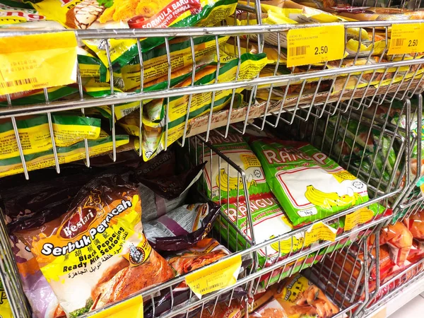 Seremban Malaysia April 2020 Baharatlar Ticari Paketlerde Satılıyor Süpermarketteki Raflarda — Stok fotoğraf