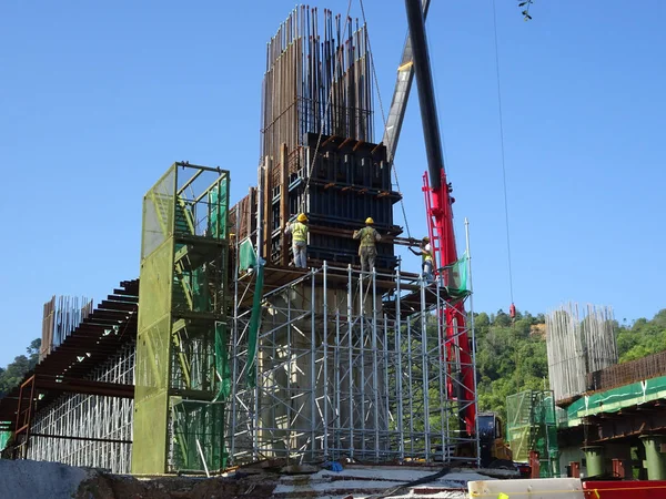 Malacca Malaysia March 2020 Construction Workers Working Height Install Reinforcement — Stock Photo, Image