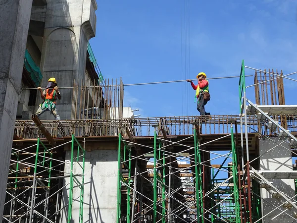 Malacca Malaysia March 2020 Construction Workers Working Height Install Reinforcement — Stock Photo, Image