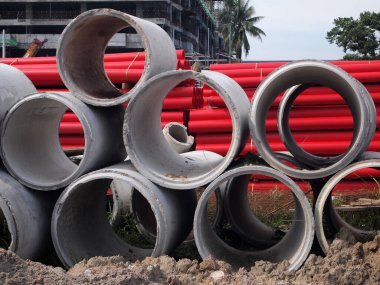 KUALA LUMPUR, MALAYSIA - FEBRUARY 02, 2017: İnşaat alanında yüksek kalite çelik takviyeli betondan yapılmış beton menfez