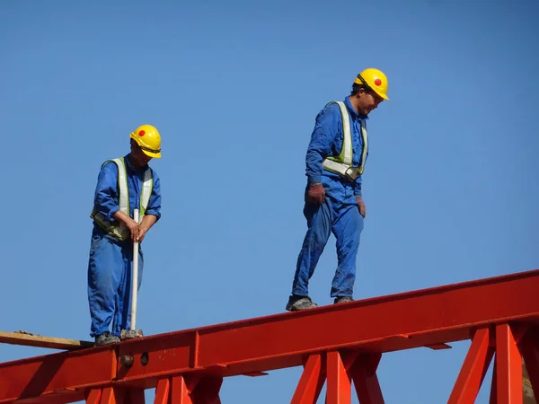 Malacca Malaysia Mart 2020 Nşaat Işçileri Inşaat Alanında Yükseklerde Çalışıyor — Stok fotoğraf