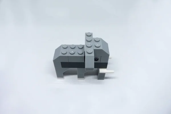 Shape Elephant Made Colorful Plastic Toy Bricks Isolated White Background — Stock Photo, Image
