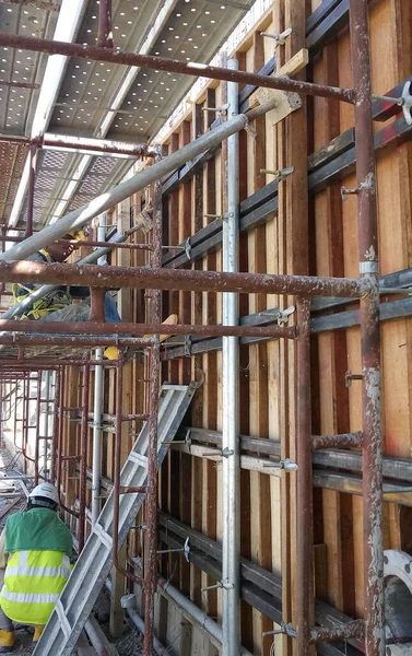 Seremban Malaysia Července 2017 Stavební Dělníci Kteří Vyrábějí Dřevoobráběcí Práce — Stock fotografie