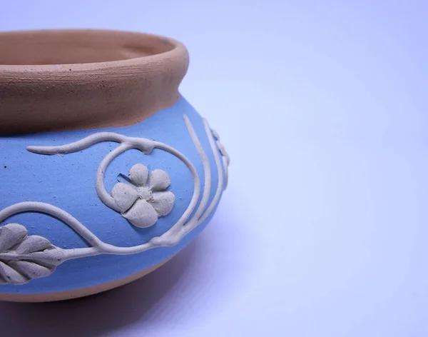Cerâmica Feita Argila Esculpida Com Gravura Design Floral — Fotografia de Stock