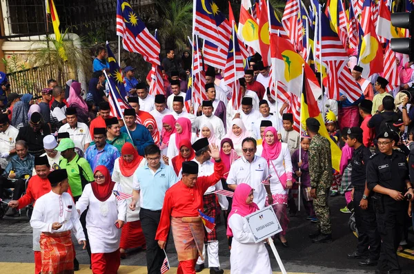 Seremban Malaysia Agosto 2019 Membros Partido Político Umno Segurando Bandeira — Fotografia de Stock