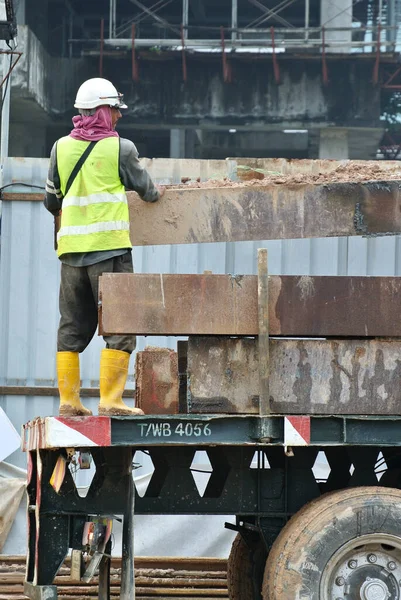 Seremban Malaysia Června 2017 Stavební Dělníci Pracující Dne Staveništi Jsou — Stock fotografie