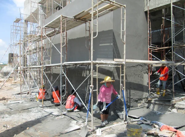 Jasin Malaysia Janeiro 2017 Trabalhadores Construção Civil Rebocando Parede Viga — Fotografia de Stock