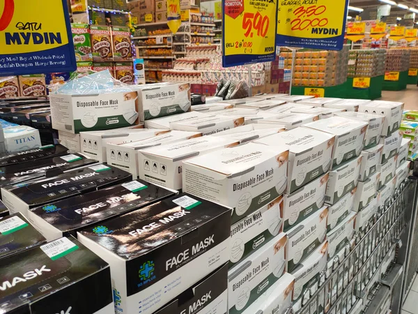 Penang Malaysia May 2020 디스플레이 마스크 슈퍼마켓에서 판매되고 브랜드와 타입에 — 스톡 사진