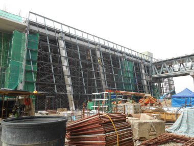 JOHOR, MALAYSIA -15 Ocak 2017: Gündüz vakti Malezya Johor 'da inşaat devam ediyor. Günlük etkinlik devam ediyor. 