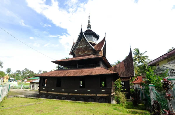 Sumatera Indonesia Czerwca 2014 Fasada Surau Nagari Lubuk Bauk Tanah — Zdjęcie stockowe