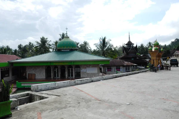 Sumatera Indonésia Junho 2014 Nova Mesquita Surau Nagari Lubuk Bauk — Fotografia de Stock