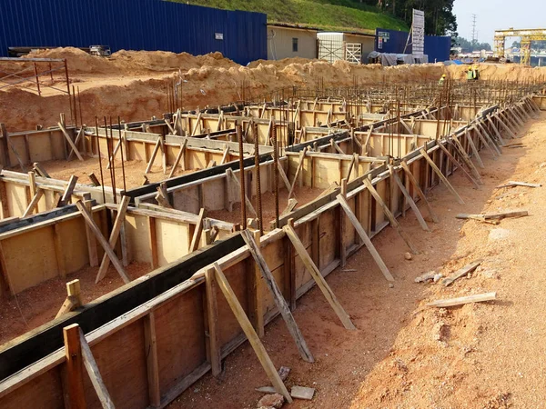 Penang Malaysia March 2021 Výstavba Pozemního Trámu Staveništi Pomocí Překližky — Stock fotografie