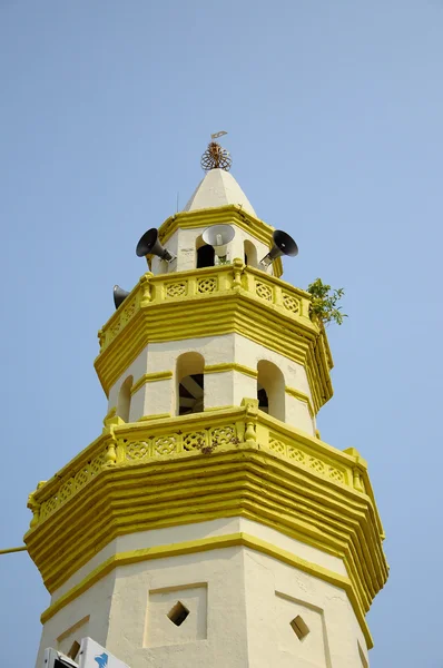 Minaret van Kampung Duyong moskee a.k.a Masjid Laksamana Melaka in Malakka — Stockfoto