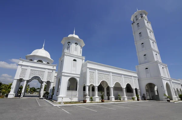 Sultan Ismail Mosque in Chendering, Terengganu — Stock Photo, Image