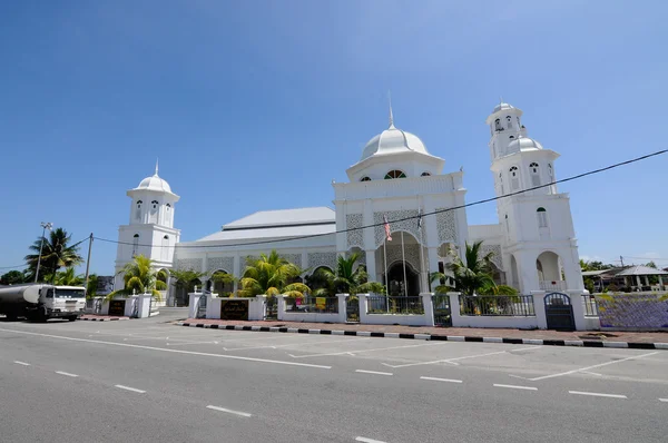 Sultan Ismail Mosque in Chendering, Terengganu — Stock Photo, Image