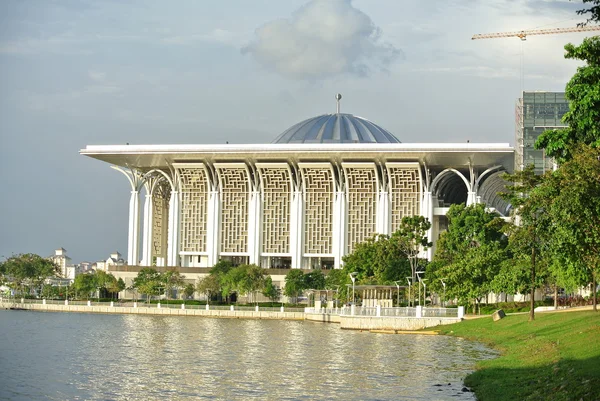 Mesquita de Tuanku Mizan Zainal Abidin em Putrajaya — Fotografia de Stock