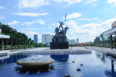 Tugu Negara Malezya aka Ulusal Anıtı
