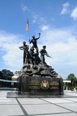Tugu Negara Malezya aka Ulusal Anıtı