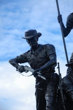 Tugu Negara Malezya aka Ulusal Anıtı