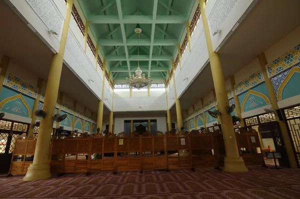 Interior de Masjid Jubli Perak Sultan Ismail Petra a.k.a. Masjid Beijing — Foto de Stock