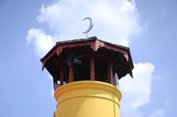 霹雳州安顺巴塔克兔子清真寺的尖塔 — 图库照片