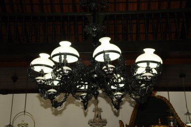 Eski kolye Mescidi Kampung Hulu içinde Malacca, Malaysia, ışık