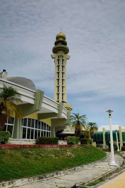 Minaret meczetu stanie Penang w Penang, Malezja — Zdjęcie stockowe