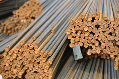 Güçlendirme çubukları - Betonu güçlendirmek için kullanılan çelik çubuklar veya çubuklar