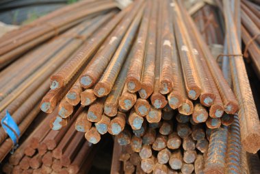 Güçlendirme çubukları - Betonu güçlendirmek için kullanılan çelik çubuklar veya çubuklar