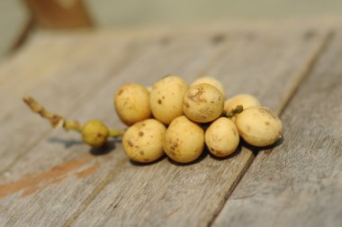 Taze Langsat meyve (Lansium parasiticum)