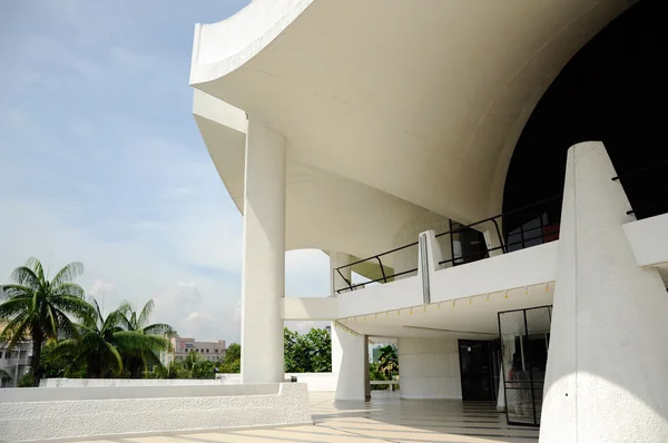 Architectural detail of Negeri Sembilan State Mosque at Negeri Sembilan, Malaysia — Stock Photo, Image