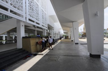 Raja Hacı Fi Sabilillah Camii veya Cyberjaya Camii Cyberjaya, Malezya