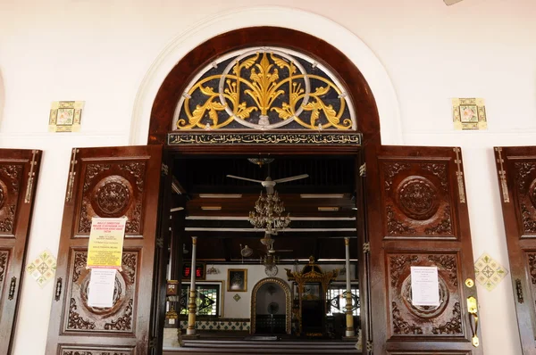 Tranquerah モスクやマラッカ、マレーシアでマスジッド Tengkera の入り口のドア — ストック写真