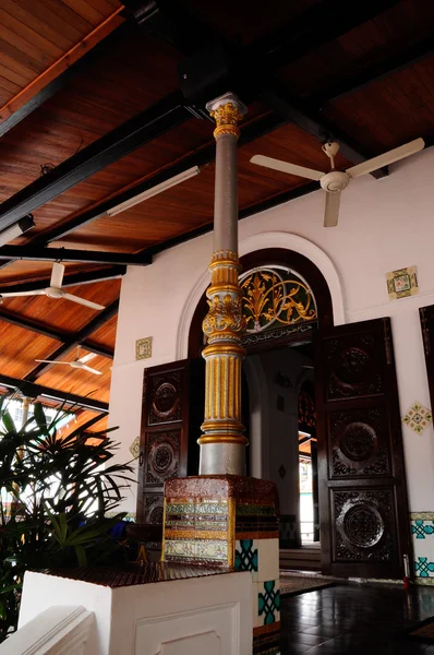 Dettaglio della colonna alla Moschea di Tranquerah o Masjid Tengkera a Malacca, Malesia — Foto Stock