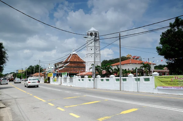 Tranquerah Mosque or Masjid Tengkera in Malacca, Malaysia — Stock Photo, Image