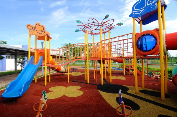 マレーシアのスランゴール州子供用屋外プレイ グラウンド ストック写真