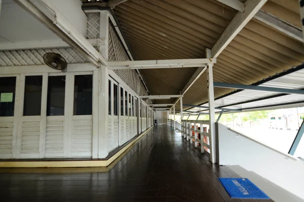 Interior de Masjid Tanjung Api em Kuantan, Malásia — Fotografia de Stock