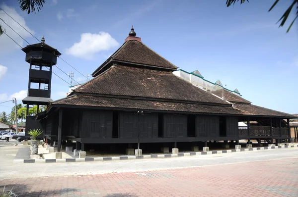 Kampung Laut moskee op Nilam Puri Kelantan, Maleisië — Stockfoto