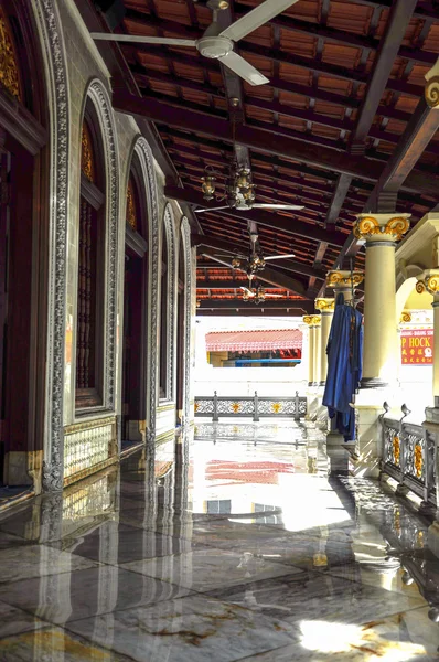 Corridor of Kampung Kling Mosque in Malacca, Malaysia — Stock Photo, Image