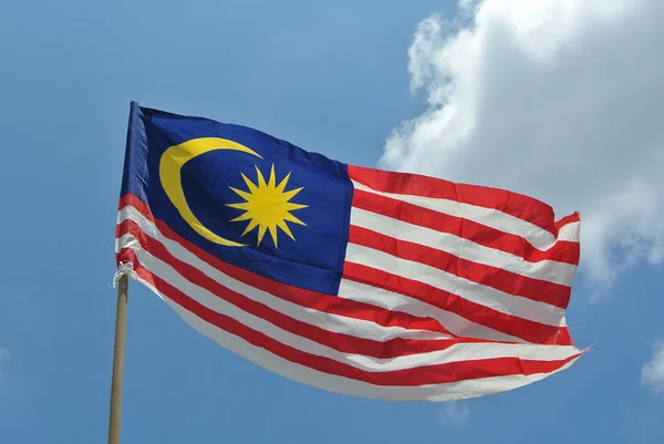 Bandiera malese in aria ventosa — Foto Stock