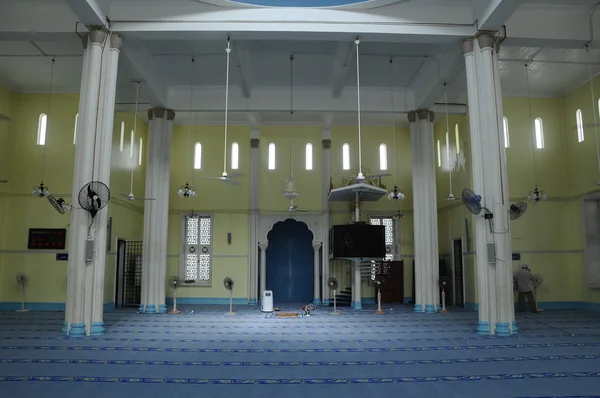 Innenraum des Masjid Jamek Bandar Mersing — Stockfoto