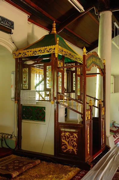 Mimbar de la Mezquita Peringgit en Malaca, Malasia — Foto de Stock